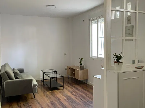 Piso en avenida de Trajano, 1