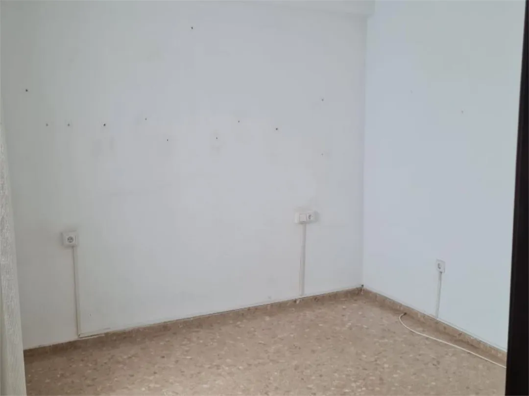 Piso en  Calle Jesús y María 14 - Foto 12