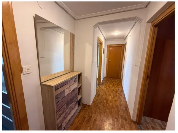 Piso en paseo Zumaquera, 82