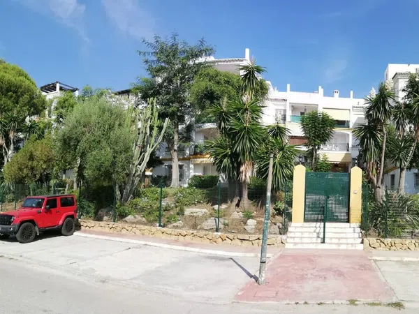 Piso en Urbanizaión Atalaya del Golf s/n - Foto 1