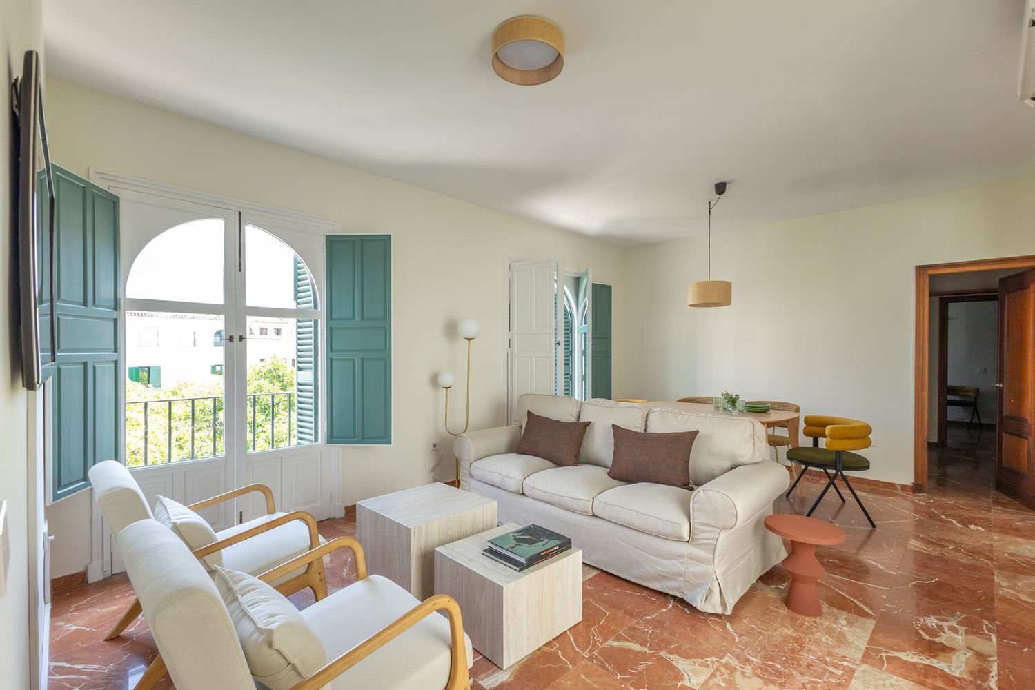 Piso en plaza de Santa Cruz, 10 - Foto 1