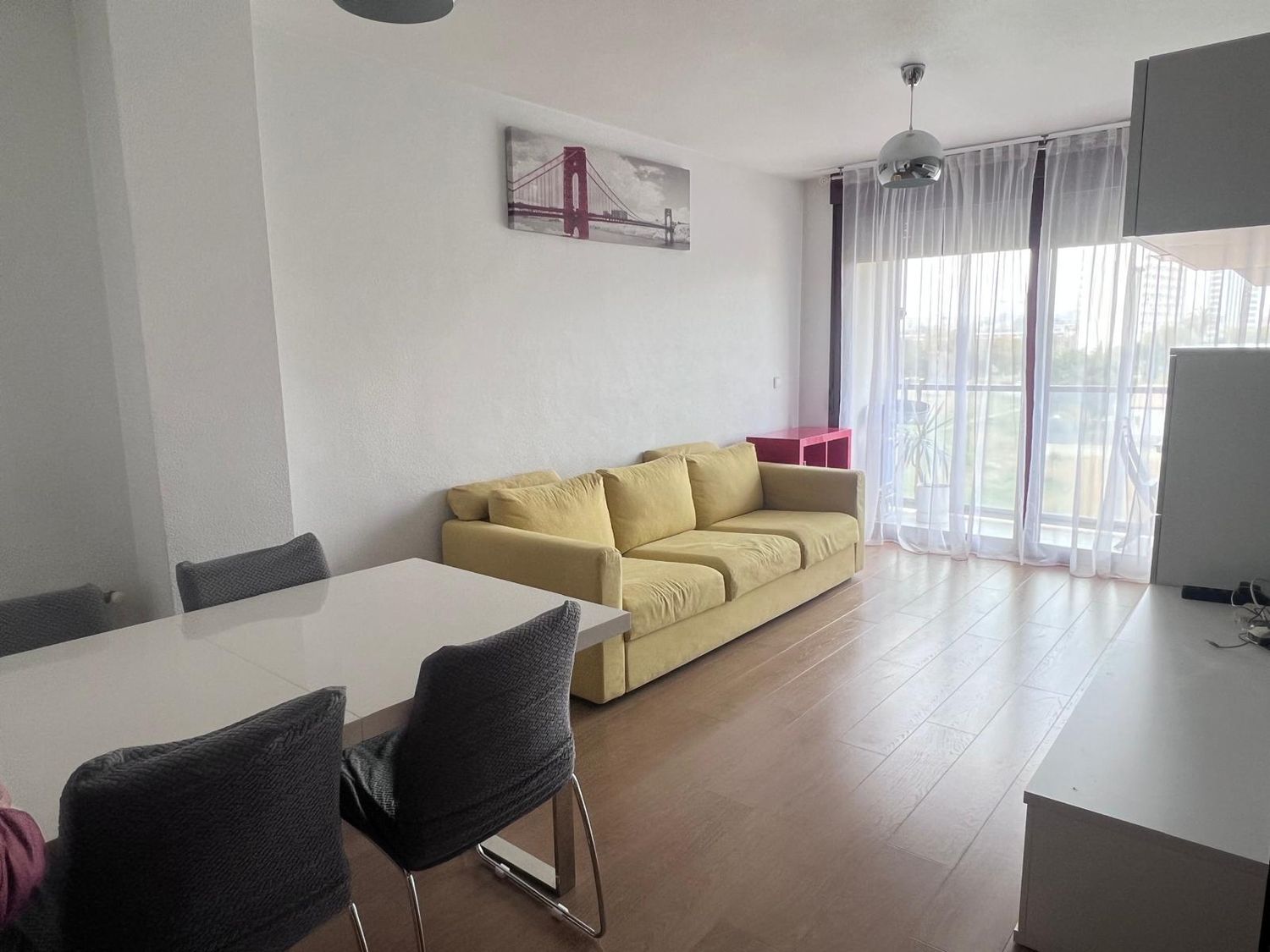 Piso en avenida Embajador Inocencio Arias, 3