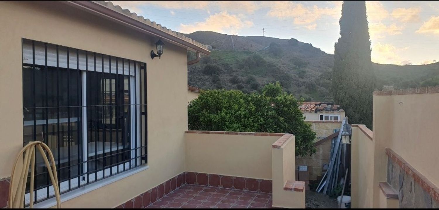 Chalet pareado en Calle Escritor Atienza Huertos, 15 - Foto 3
