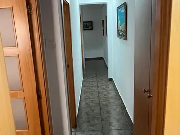 Piso en  Carrer d'Agustina d'Aragó 7 - Foto 9