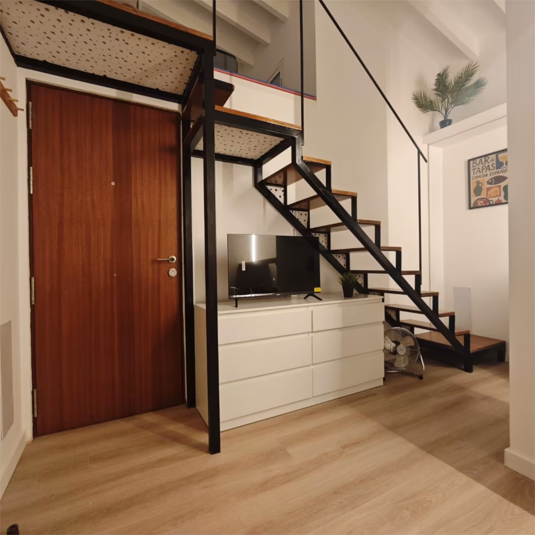 Estudio en  Carrer d'Alòs 9 - Foto 3