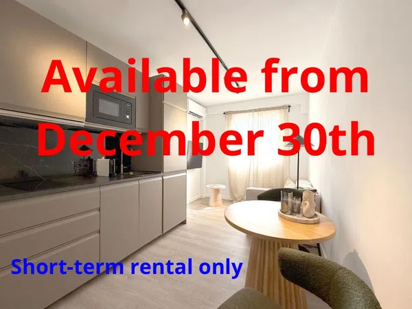 Estudio en calle de Caro, 11