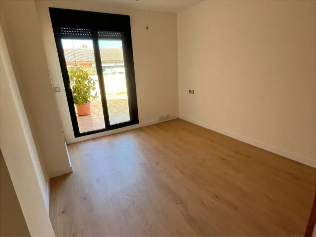 Piso en  Carrer de Josep d'Oleza 4 - Foto 17