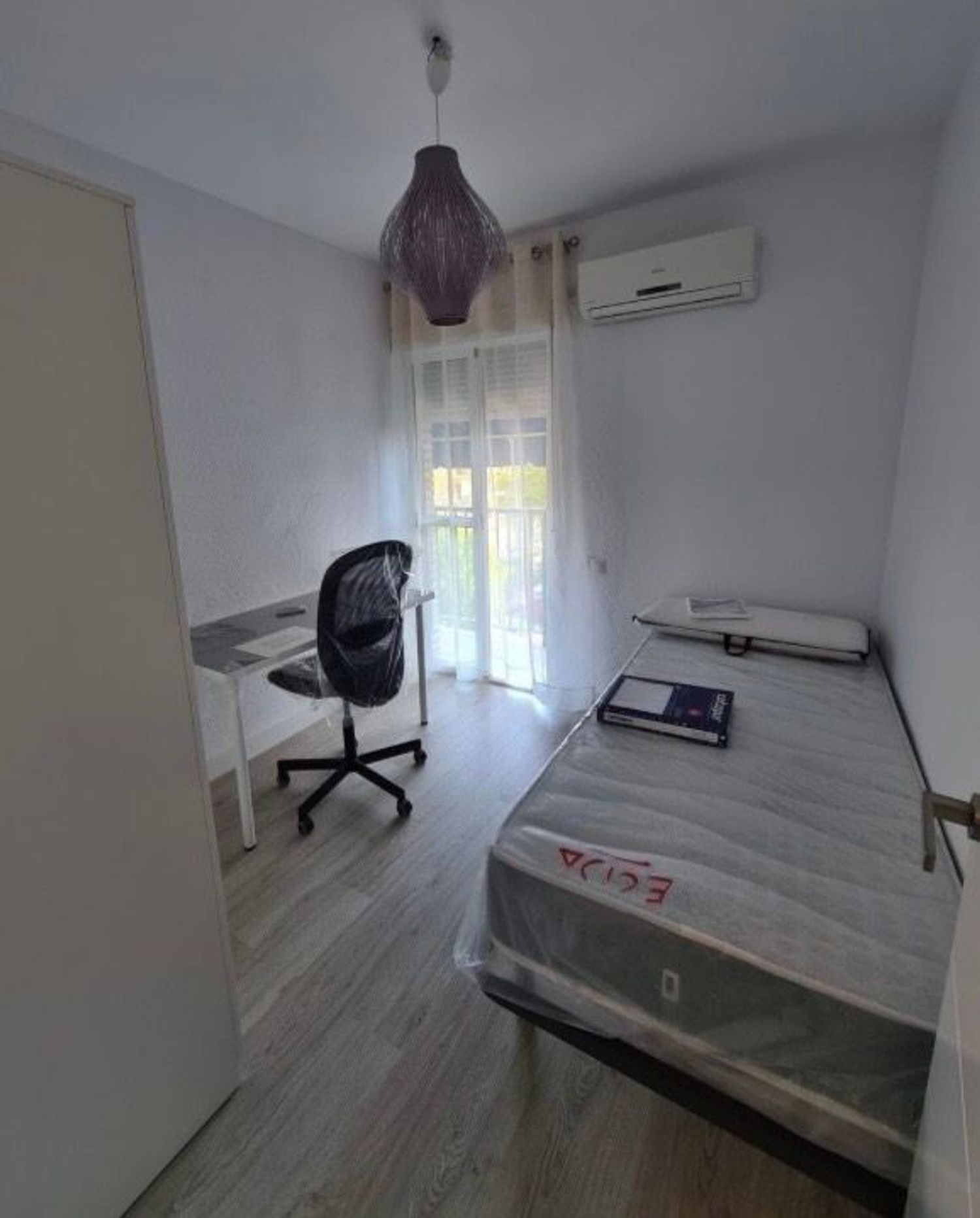Piso en Calle Virgen de Valvanera, 16, Buhaira - Huerta del Rey - Foto 4