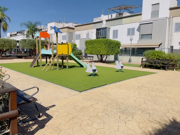 Chalet adosado en Urb. residencial la plata Barrio Palmete-Padre Pío-Hacienda San Antonio - Foto 21