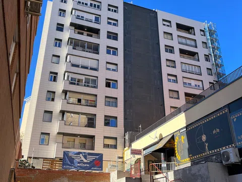 Piso en calle de Caleruega, 17