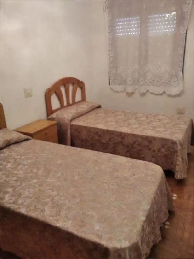 Piso en URB"LA LAGUNA" ALQUILER PROFESORES - Foto 8