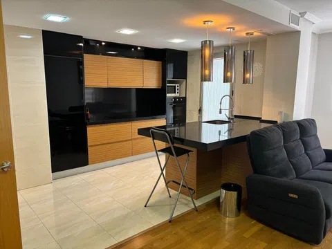 Piso en avenida Embajador Inocencio Arias, 8