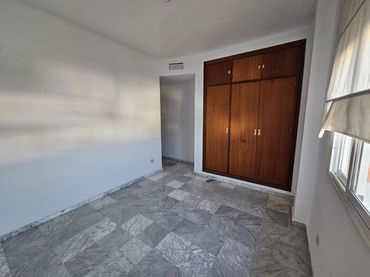 Piso en  Calle Melchor Gallegos 11 - Foto 4