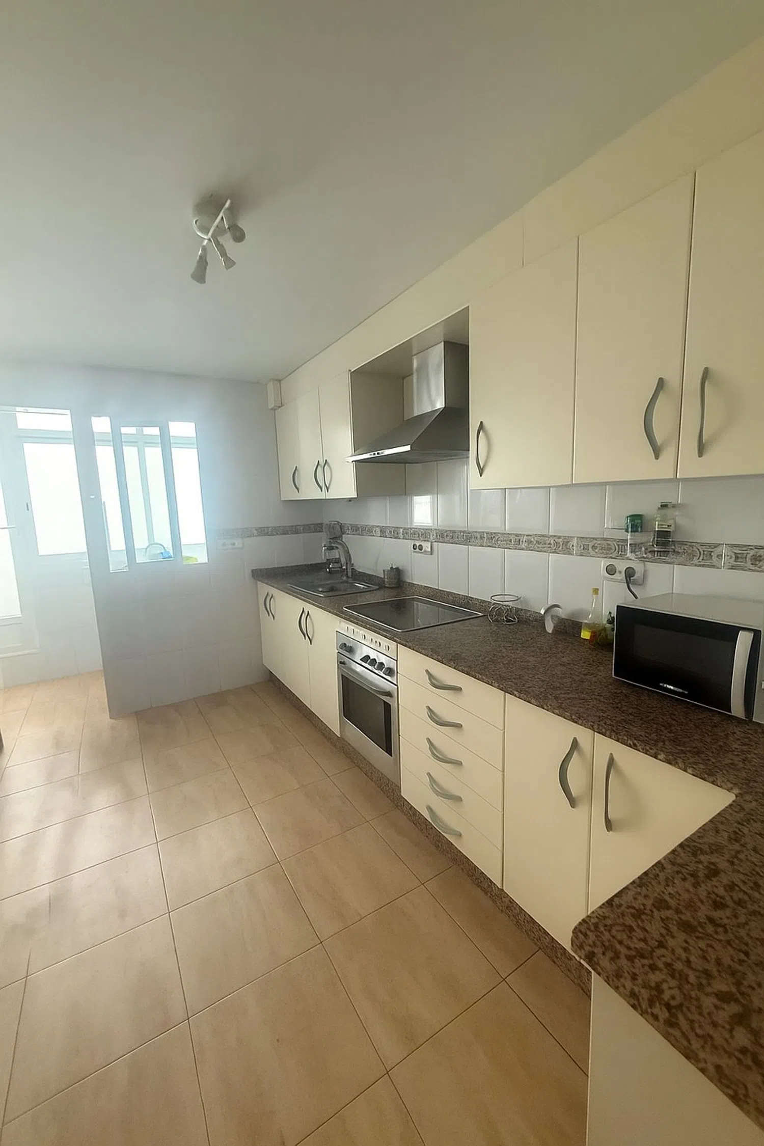 Piso en calle Jerónimo de Roda, 5 - Foto 1