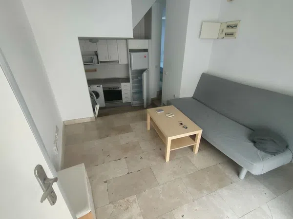 Piso en calle de Antonio Zamora, 48