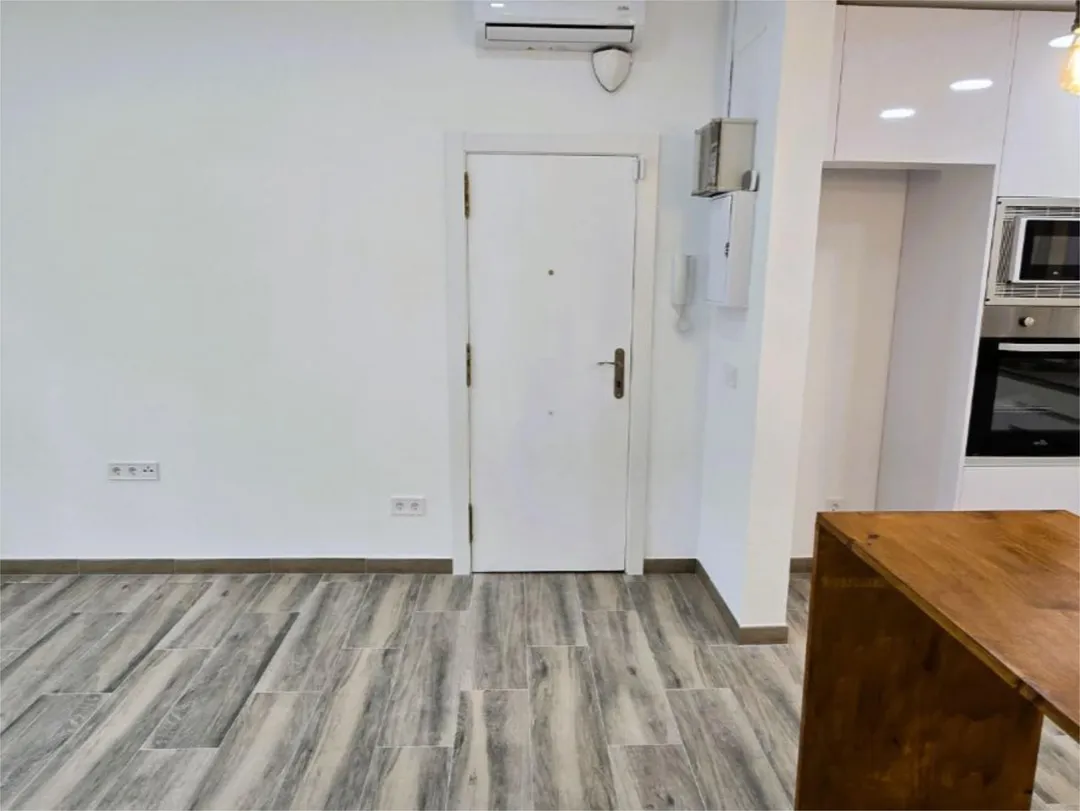 Piso en  Carrer de Concepción Arenal 144 - Foto 9