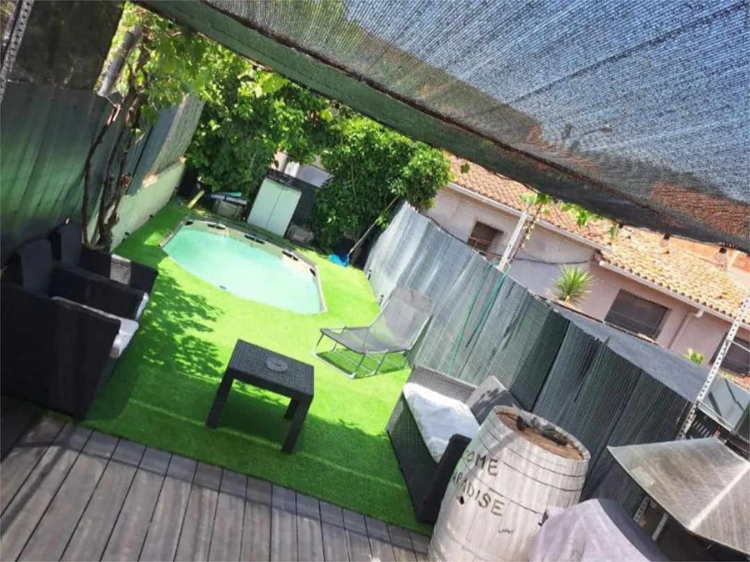 Casa adosada en  Carrer de Còrdova 242 - Foto 4