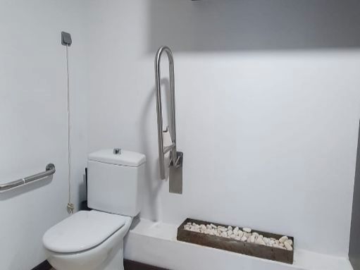 Local comercial en  Avinguda d'Europa 217 - Foto 8