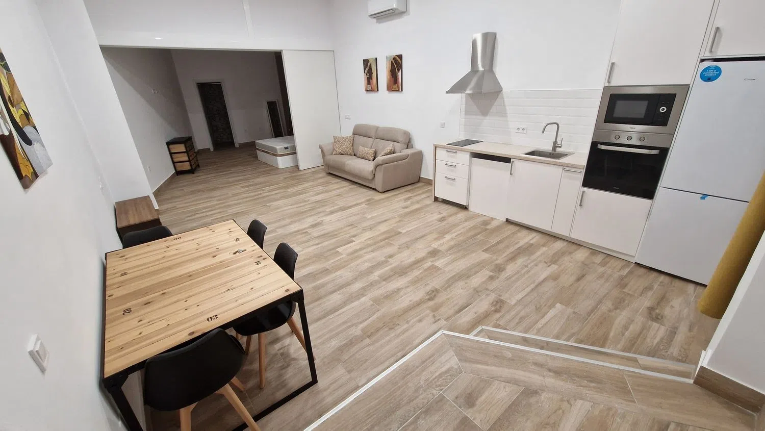 Estudio en pasaje del Turia, 6 - Foto 1