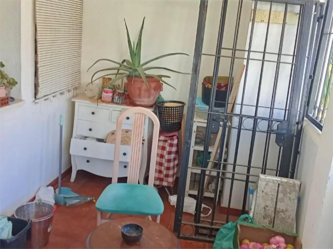 Piso en  Avenida Reina Sofía 2 - Foto 17