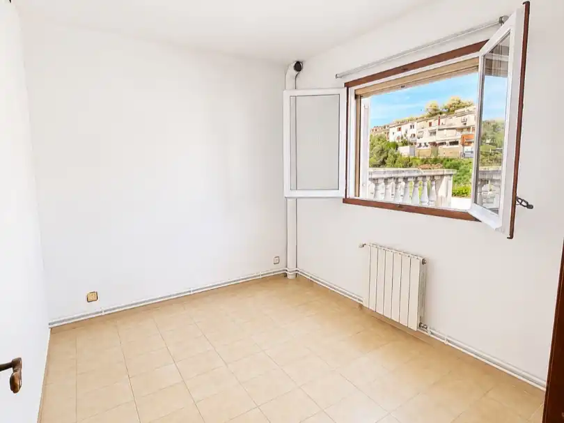Casa adosada en  Carrer de l'Àliga 11 - Foto 10