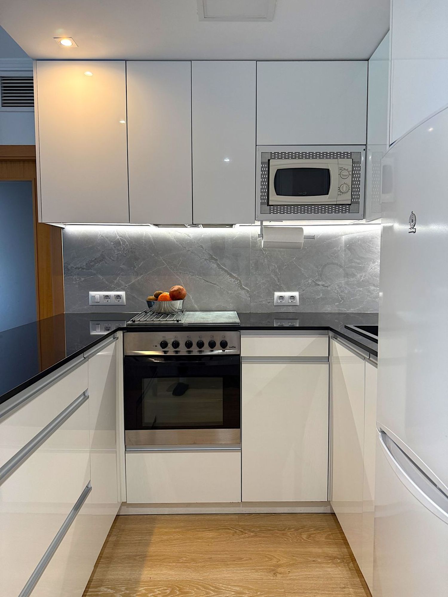 Piso en calle Maestro Caballero, 76 - Foto 4