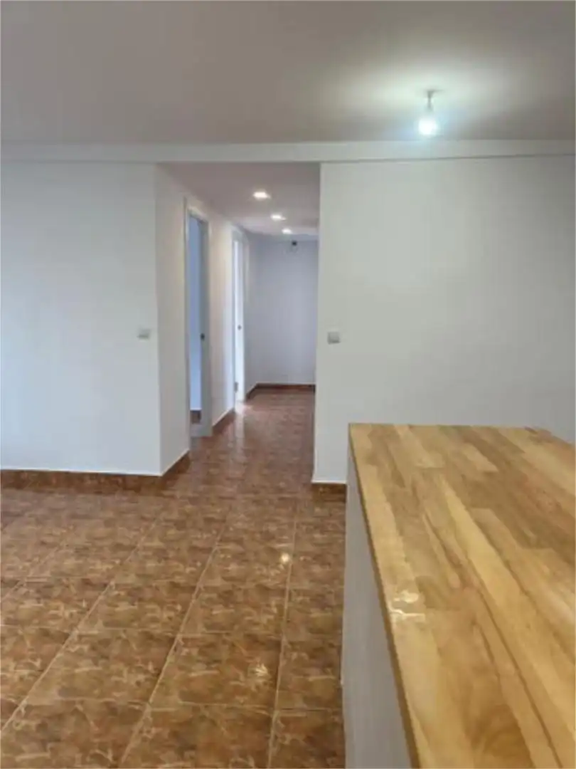 Casa adosada en Urbanización les canyaes - Foto 6