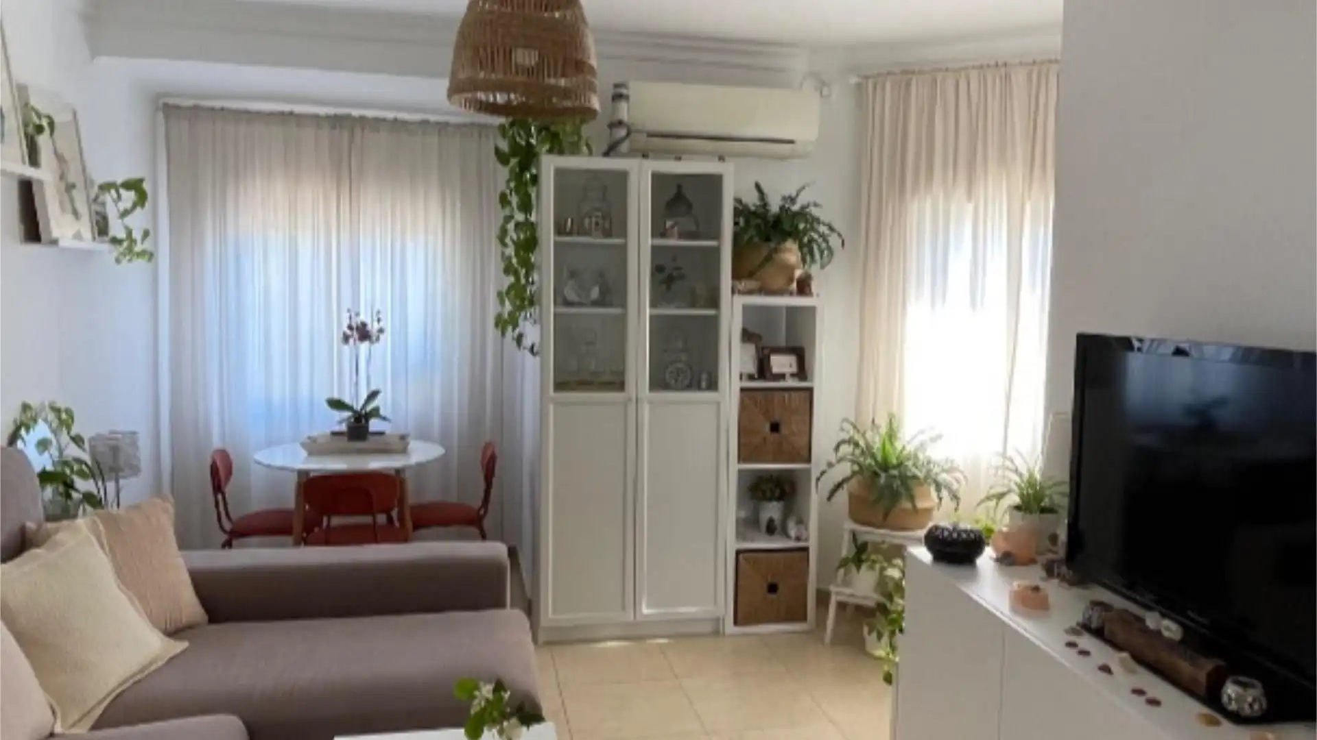 Piso en  Avenida del Obispo Angel Herrera Oria 37 - Foto 4