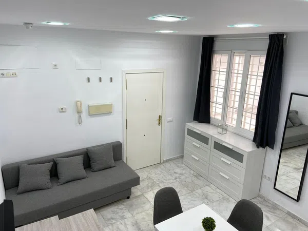 Estudio en Calle Relator, 24 - Foto 4