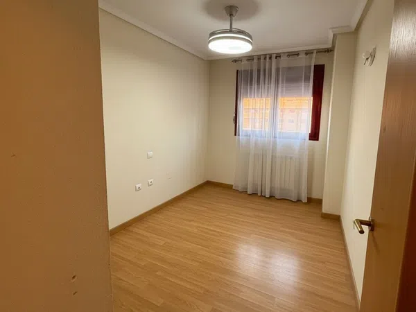 Piso en Calle Ignacio Zuloaga, 2, El Quiñón, El Quiñón - Foto 3