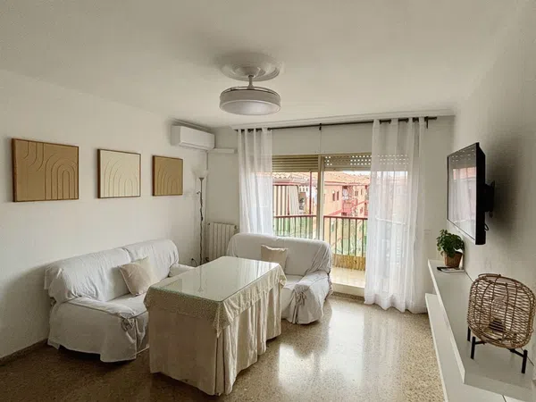 Piso en calle Maria Teresa de Léon, 10