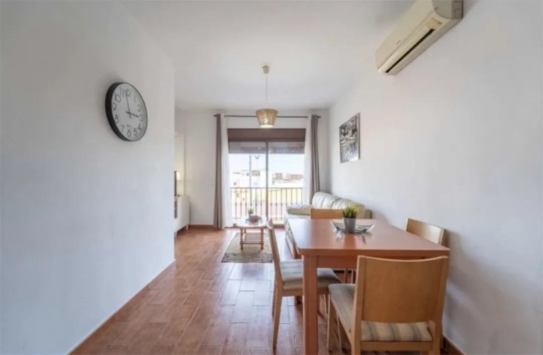 Piso en  Calle Hermanos Cortés 9 - Foto 2