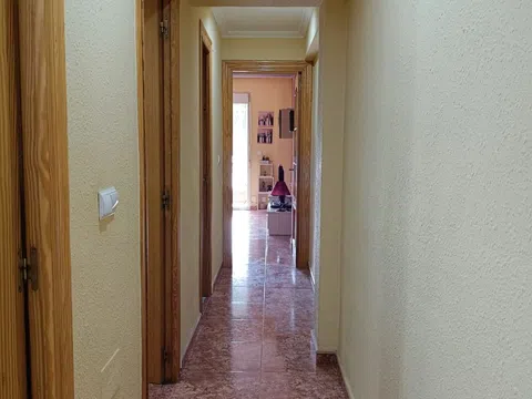 Piso en calle Juan Caturla Gosálvez, 1