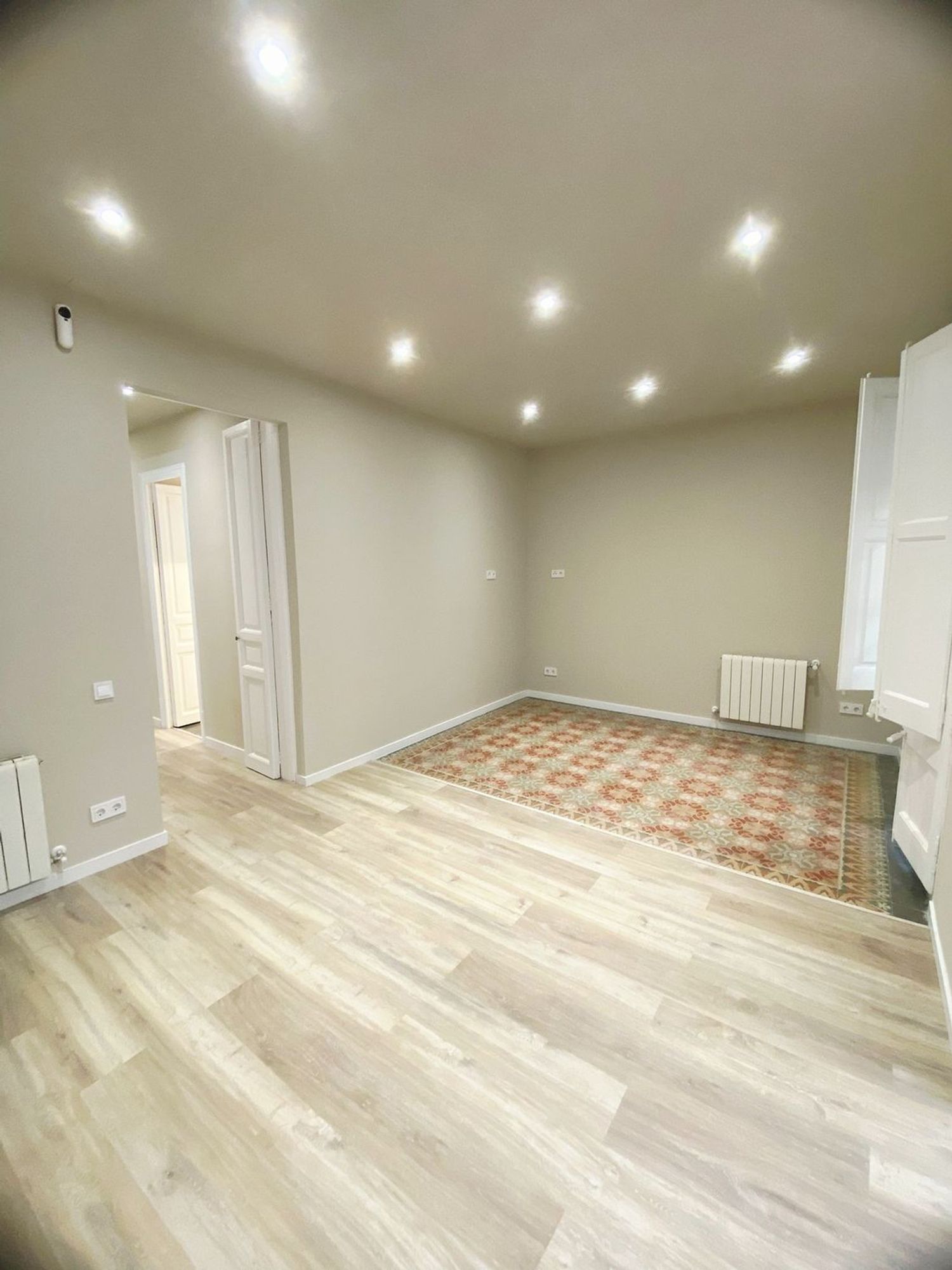 Piso en Barrio El Poble Sec - Parc de Montjuïc - Foto 2