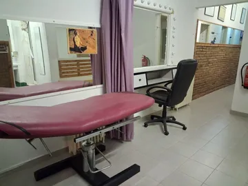 Local comercial en  Carrer Francesc Rius i Taulet 32 - Foto 4