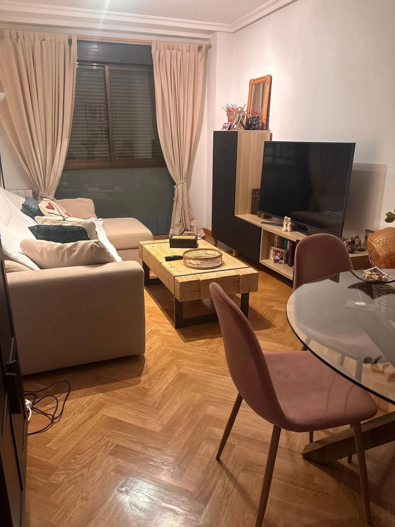 Piso en calle de Bustamante, 33 - Foto 1