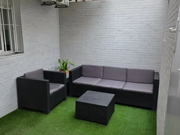 Piso en calle Bolivia, 230 - Foto 2