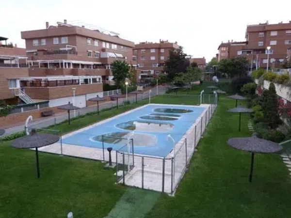 Dúplex en calle Secundino Zuazo, 4 - Foto 2