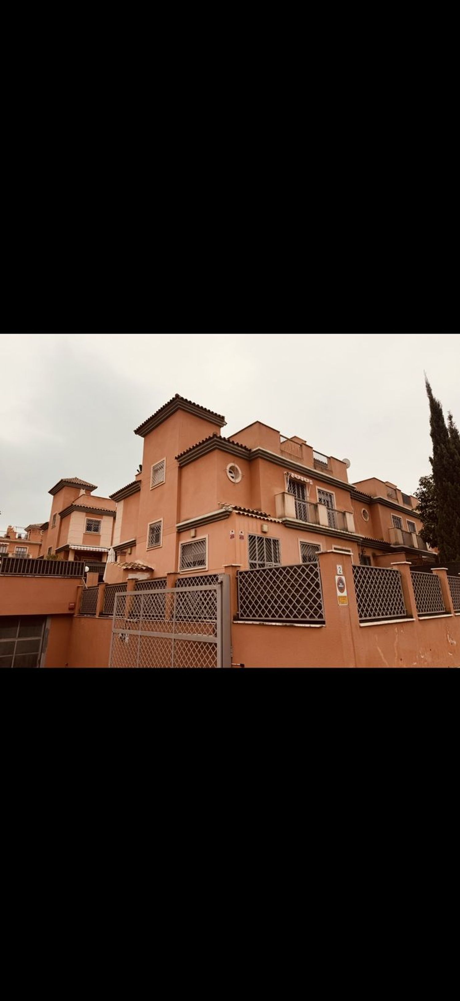 Chalet adosado en calle Pepa Flores Marisol, 30 - Foto 5