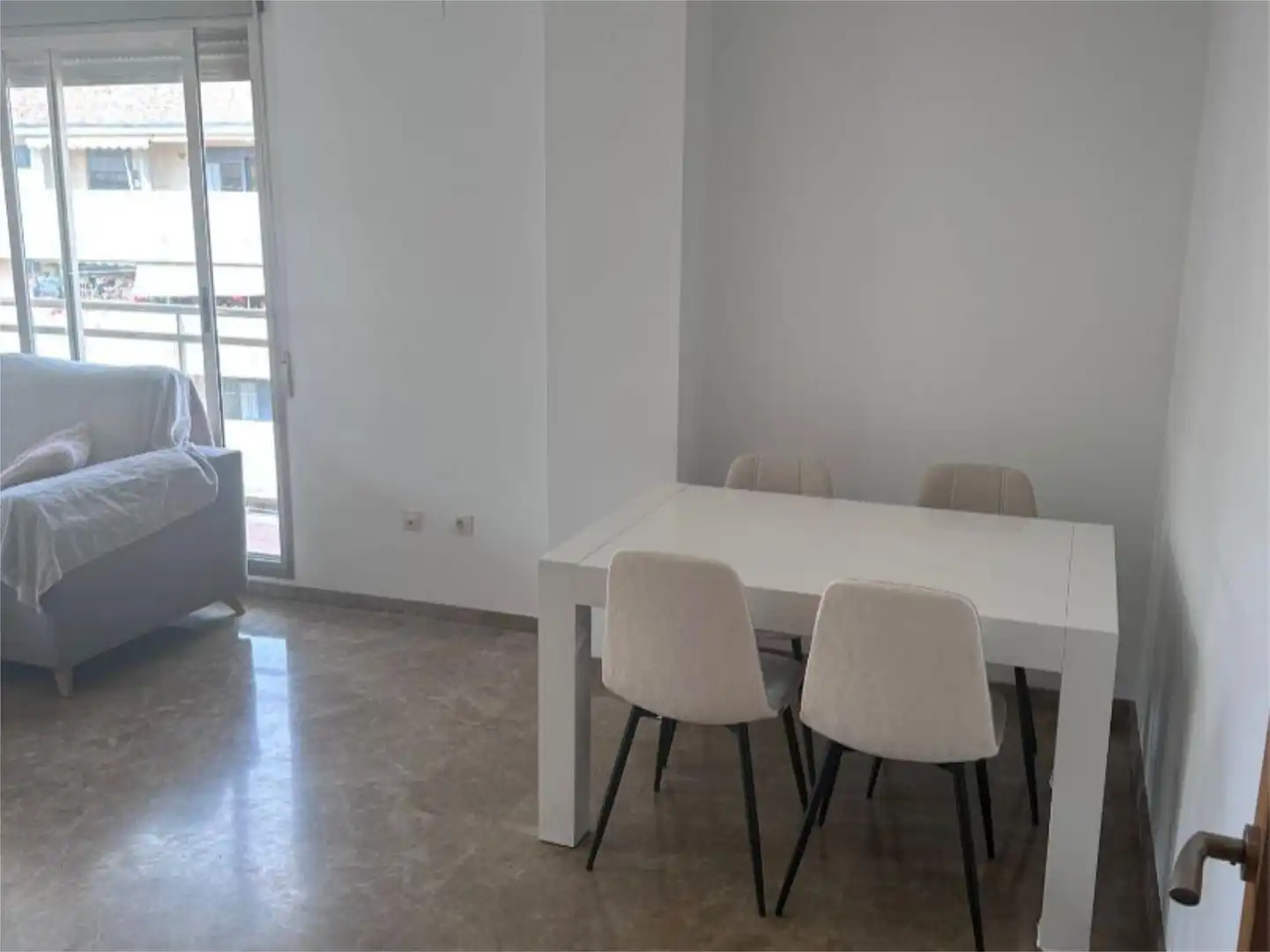Piso en  Carrer de la Savina 11 - Foto 6