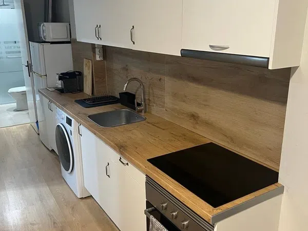 Estudio en Calle del Mont, 32 - Foto 1