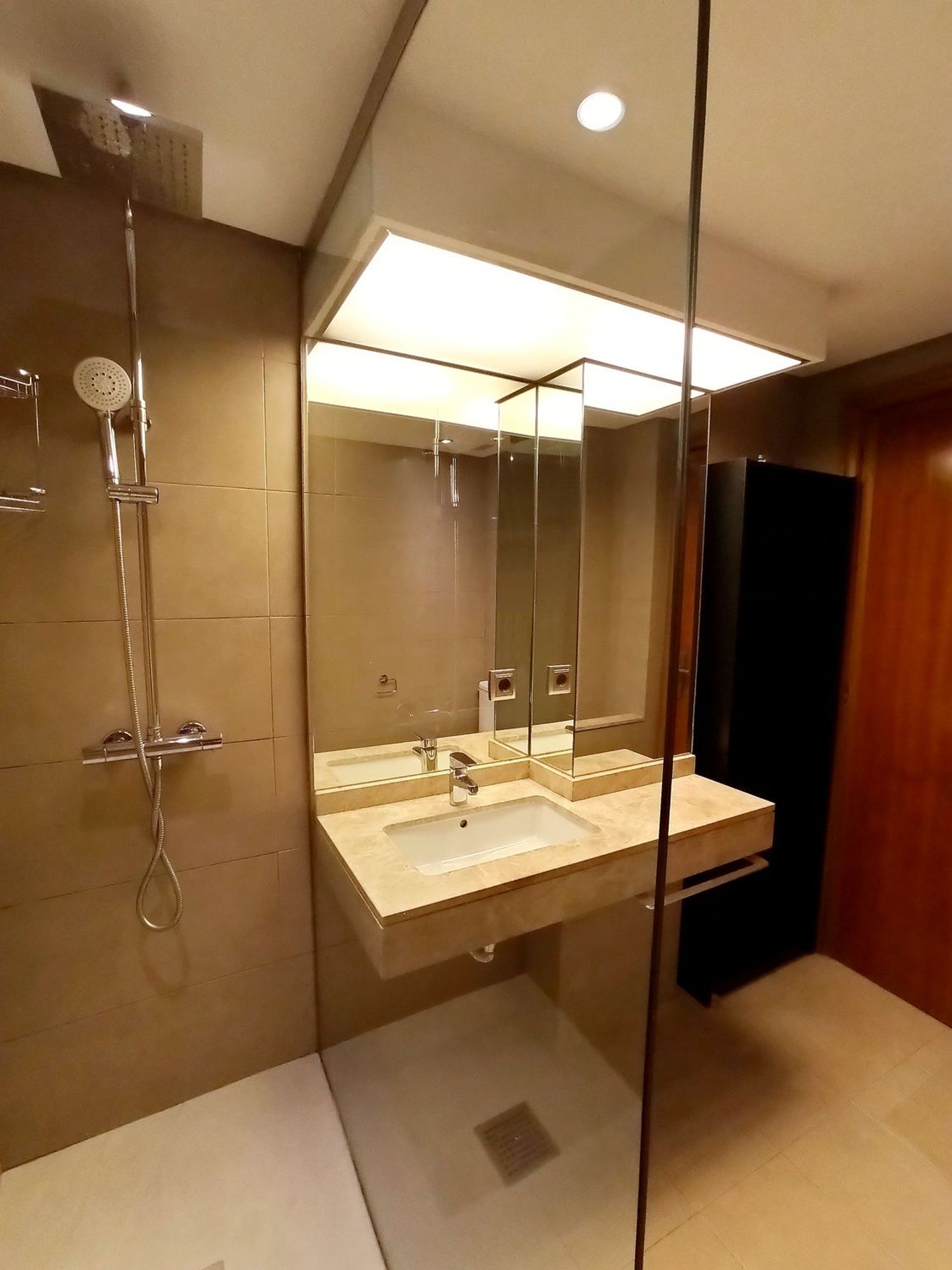 Piso en calle de Menorca, 44 - Foto 8