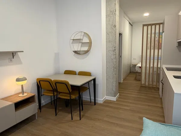 Estudio en calle Águilas, 5 - Foto 1