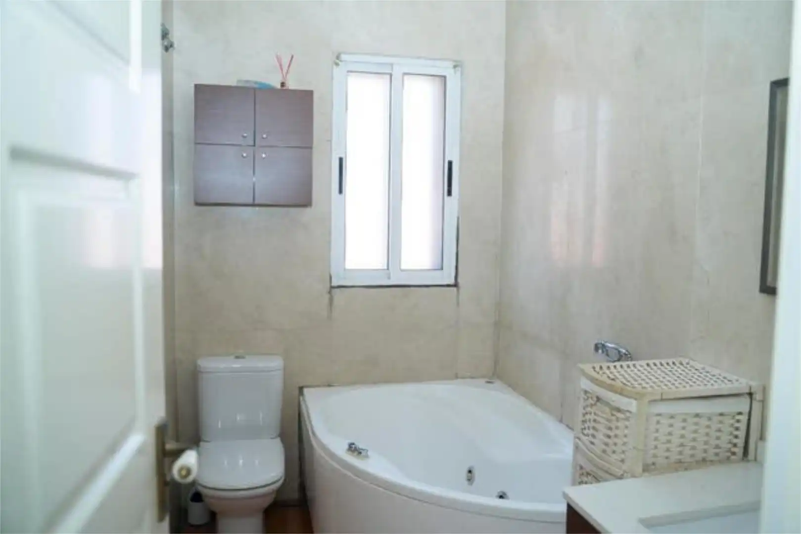 Chalet en Plasencia - Foto 8
