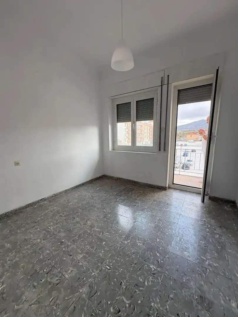 Piso en  Ronda de la Constitució 28 - Foto 3