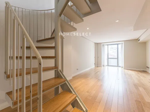 Ático en calle de Hermosilla