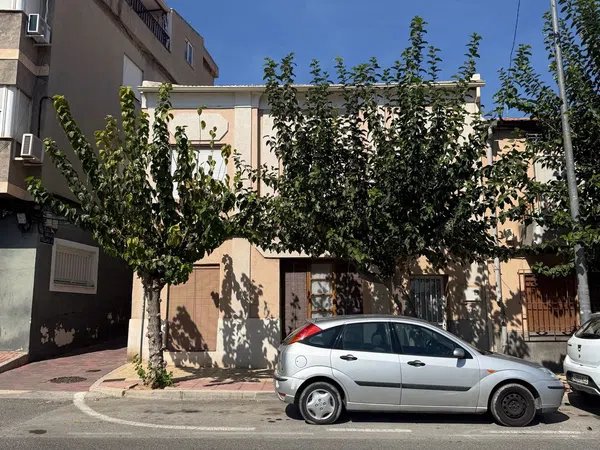 Piso en avenida Pérez Urruti, 9 - Foto 1