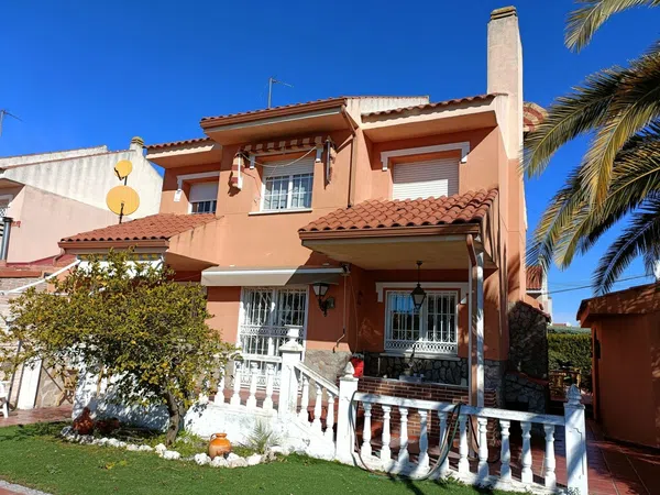 Casa o chalet independiente en Moraleja de Enmedio - Foto 1