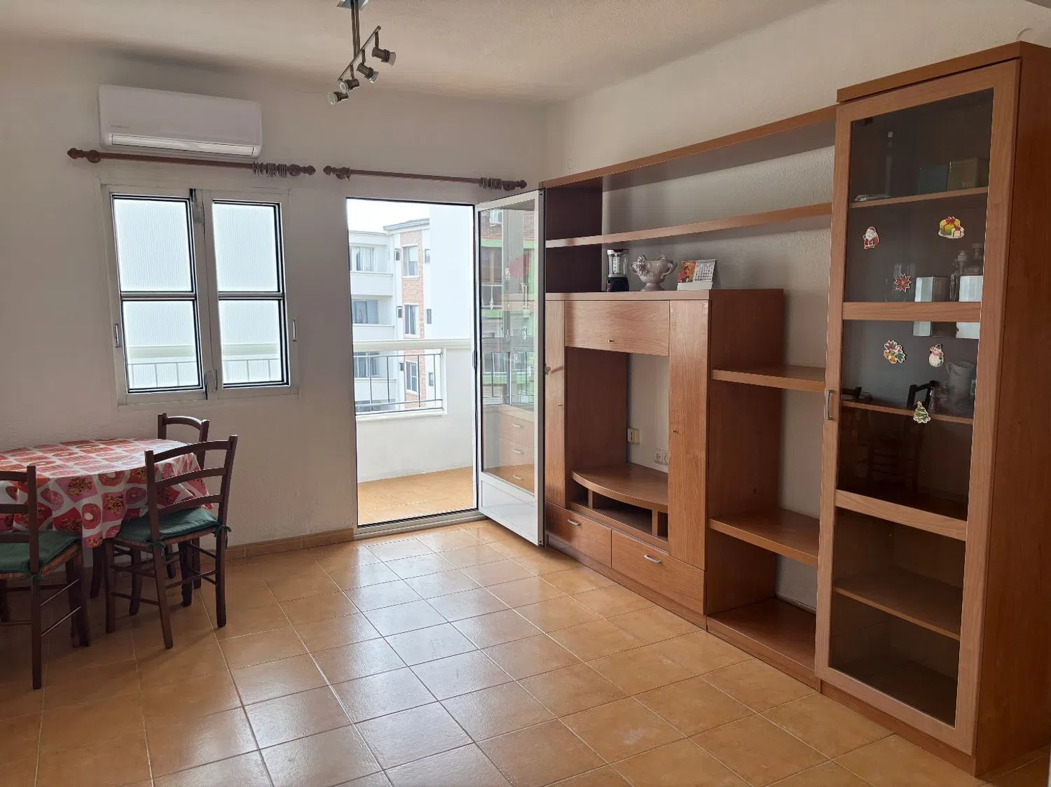 Piso en calle de Sant Vicent Màrtir, 240 - Foto 1