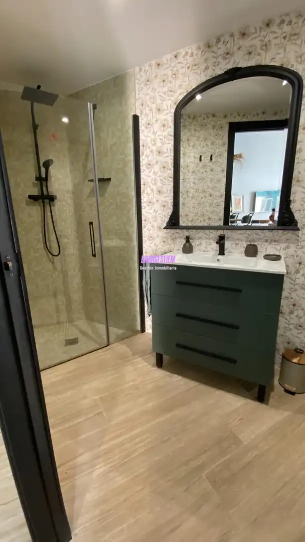 Estudio en Badalona - Foto 3